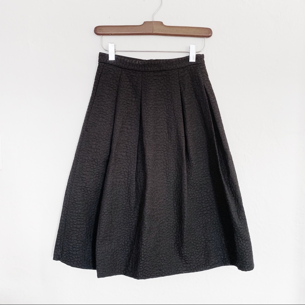 H&M Textured Midi High-Waisted Black Skirt